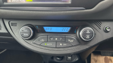 Toyota Yaris 1.5 Hybrid Icon Tech 5dr CVT Hybrid Hatchback